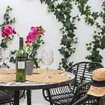 San Miguel Terraza Moderno * Χέρεζ